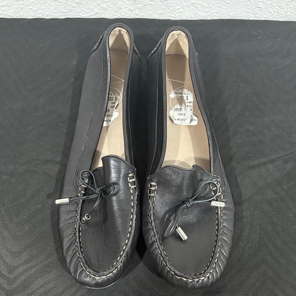 AGL Black Leather Women's Loafers with Bow Detail